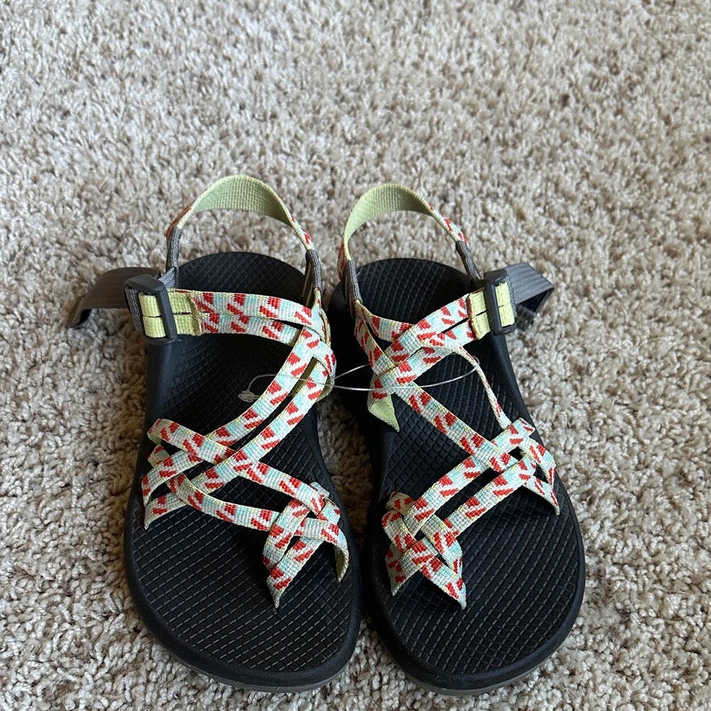Chaco women’s Sandals size 6